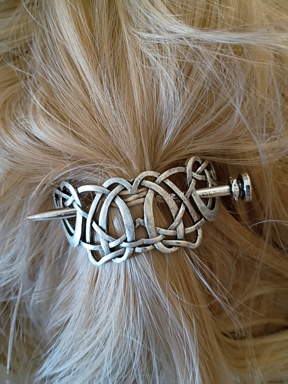 *NWOT* Silver Celtic Knot Hair Pin - Classic Women Accessories